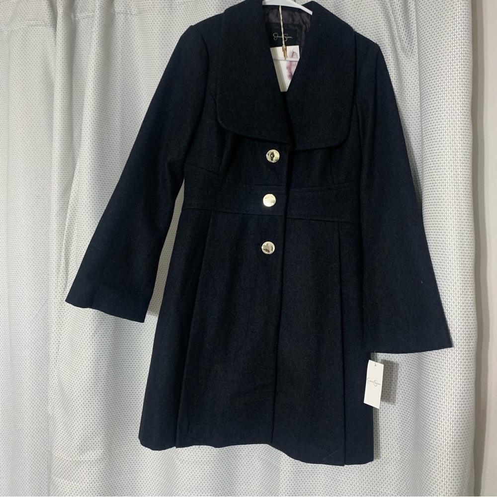 This is a gorgeous gray Jessica Simpson new coat with tags on, never worn.